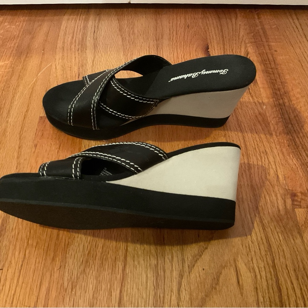 Women's Tommy Bahama Leather Wedge Sandal Mule Slip On 3.25" Heel Black White 7B